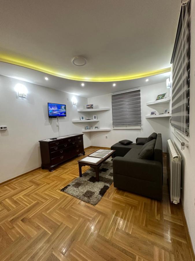 Port 1 Apartment Belgrade Exterior photo